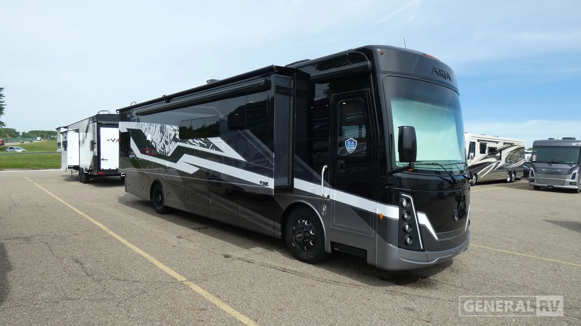 2026 Thor Motor Coach Aria 3702 - Photo 2
