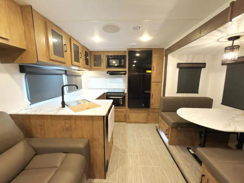 2024 Coachmen Freedom Express Ultra Lite 274RKS, Photos photo 9