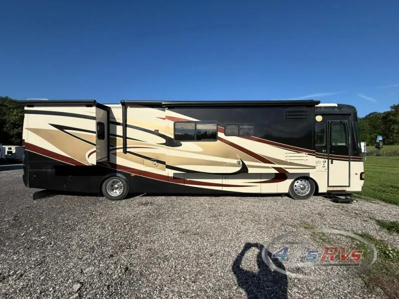 2008 Monaco Knight Used    40 SKQ - Photo 2