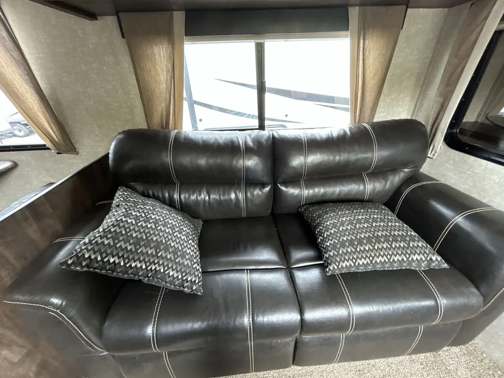 2018 Forest River Vibe 268RKS, Photos photo 18