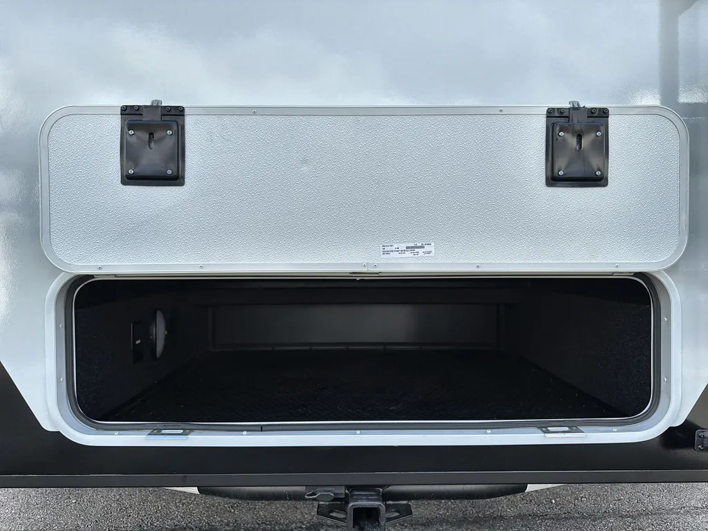 2026 Brinkley Model Z AIR 297, Photos photo 11