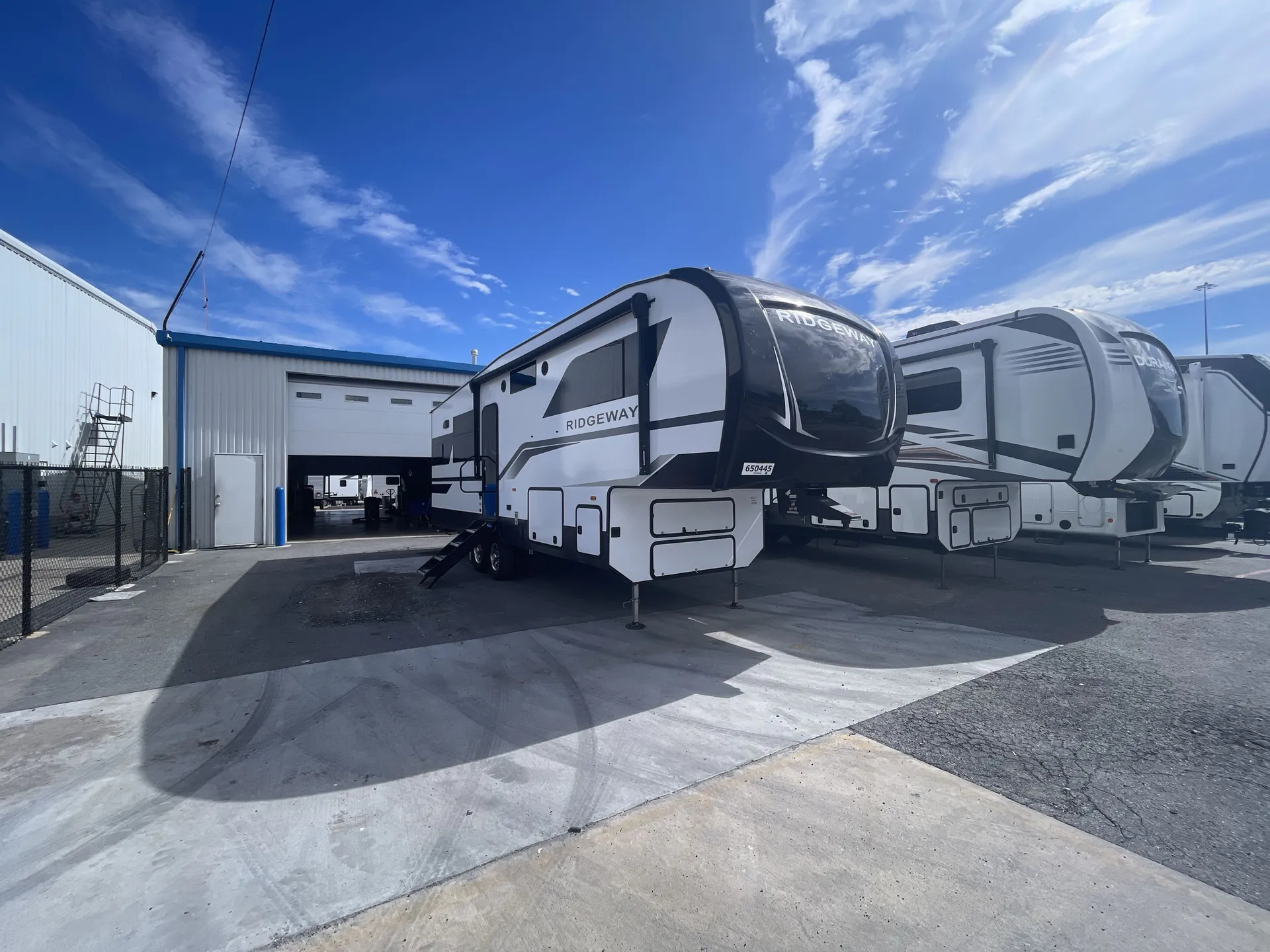 2026 k-z rv Ridgeway 27RK - Photo 2