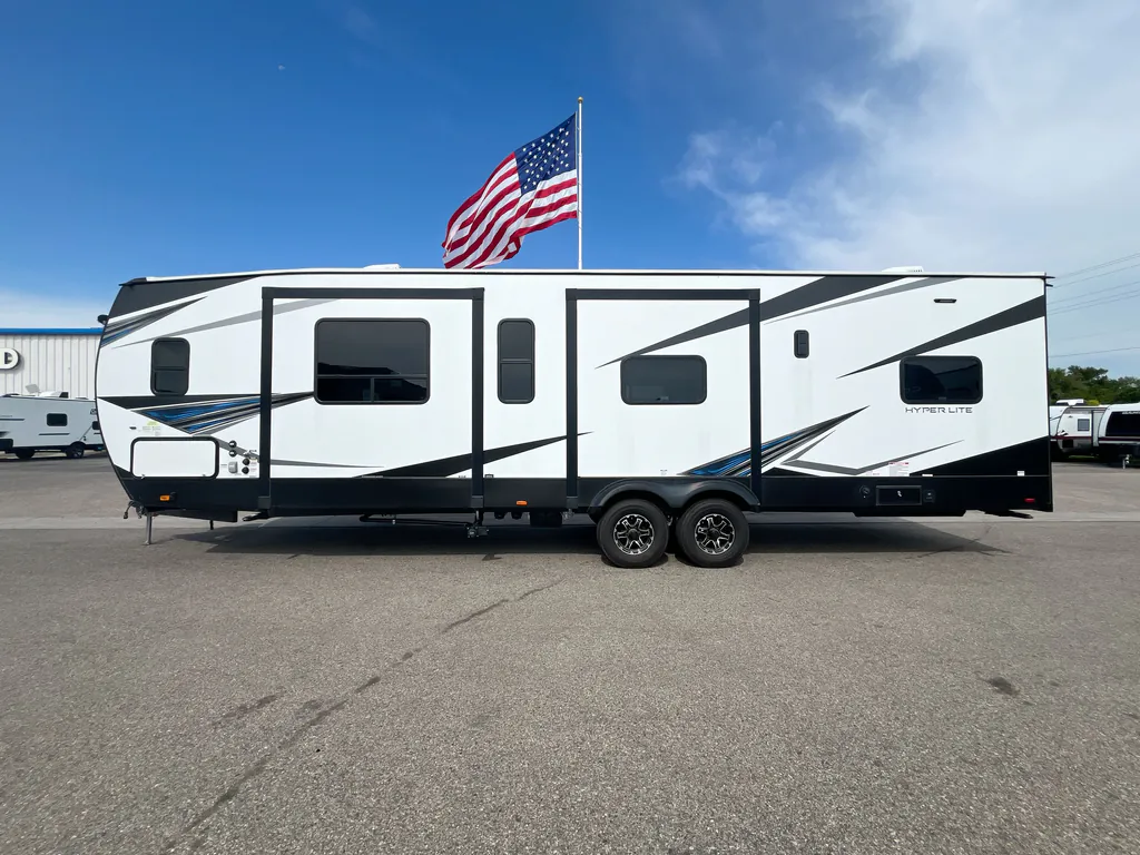 2022 Forest River Xlr Hyper Lite 3310, Photos photo 4