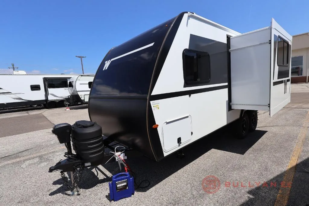 2027 Winnebago Micro Minnie 2108TB - Photo 3