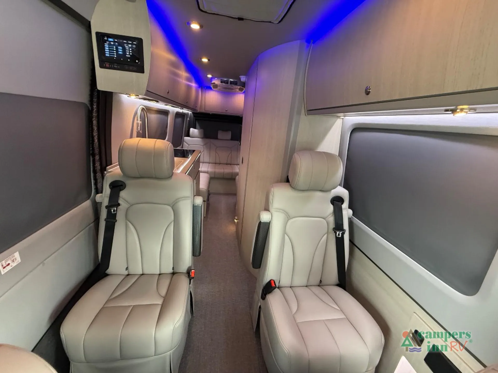 2026 Grech RV Strada-ion AWD LOUNGE - Photo 4