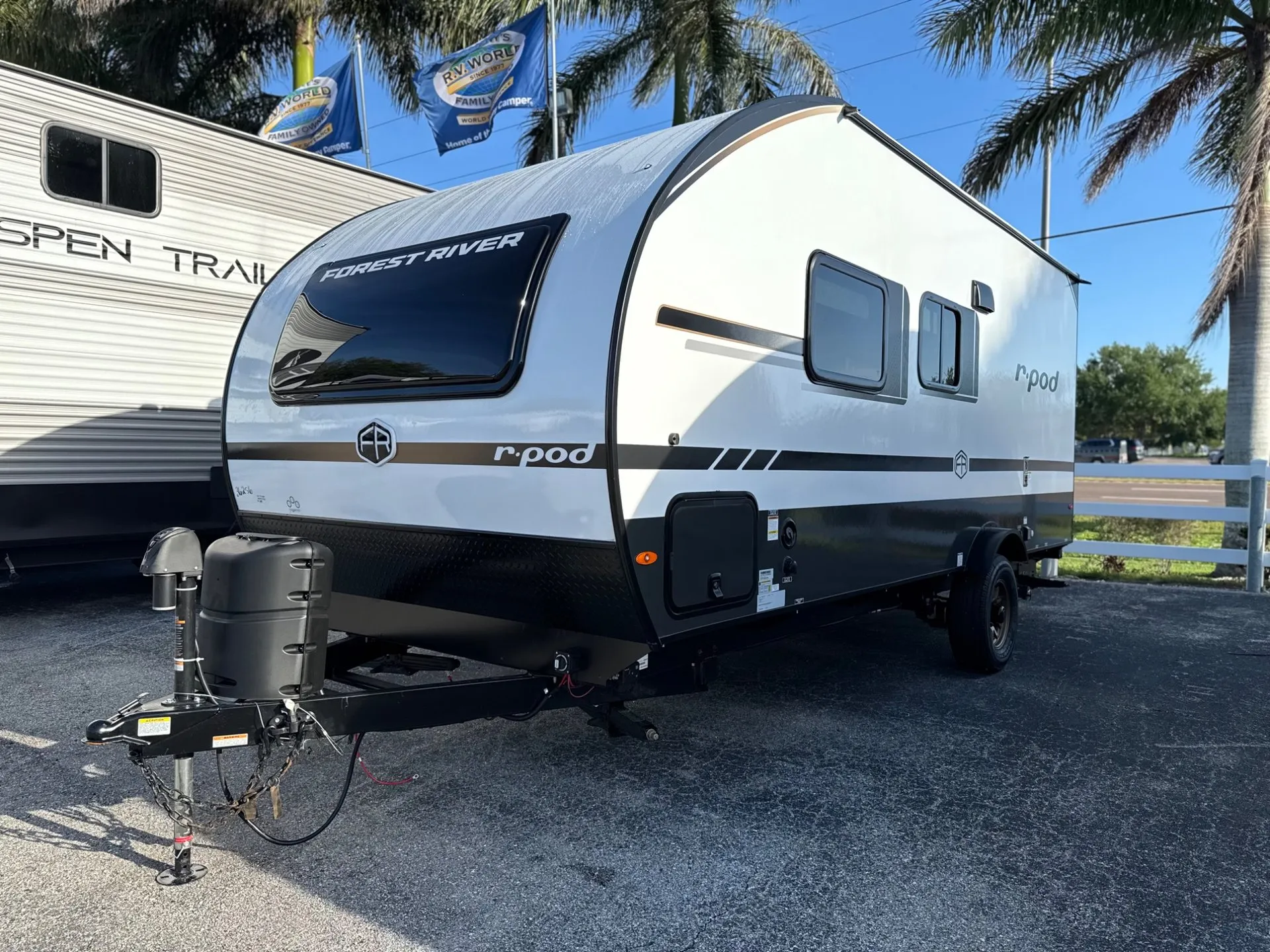 2026 Forest River r-pod RP-192 - Photo 3
