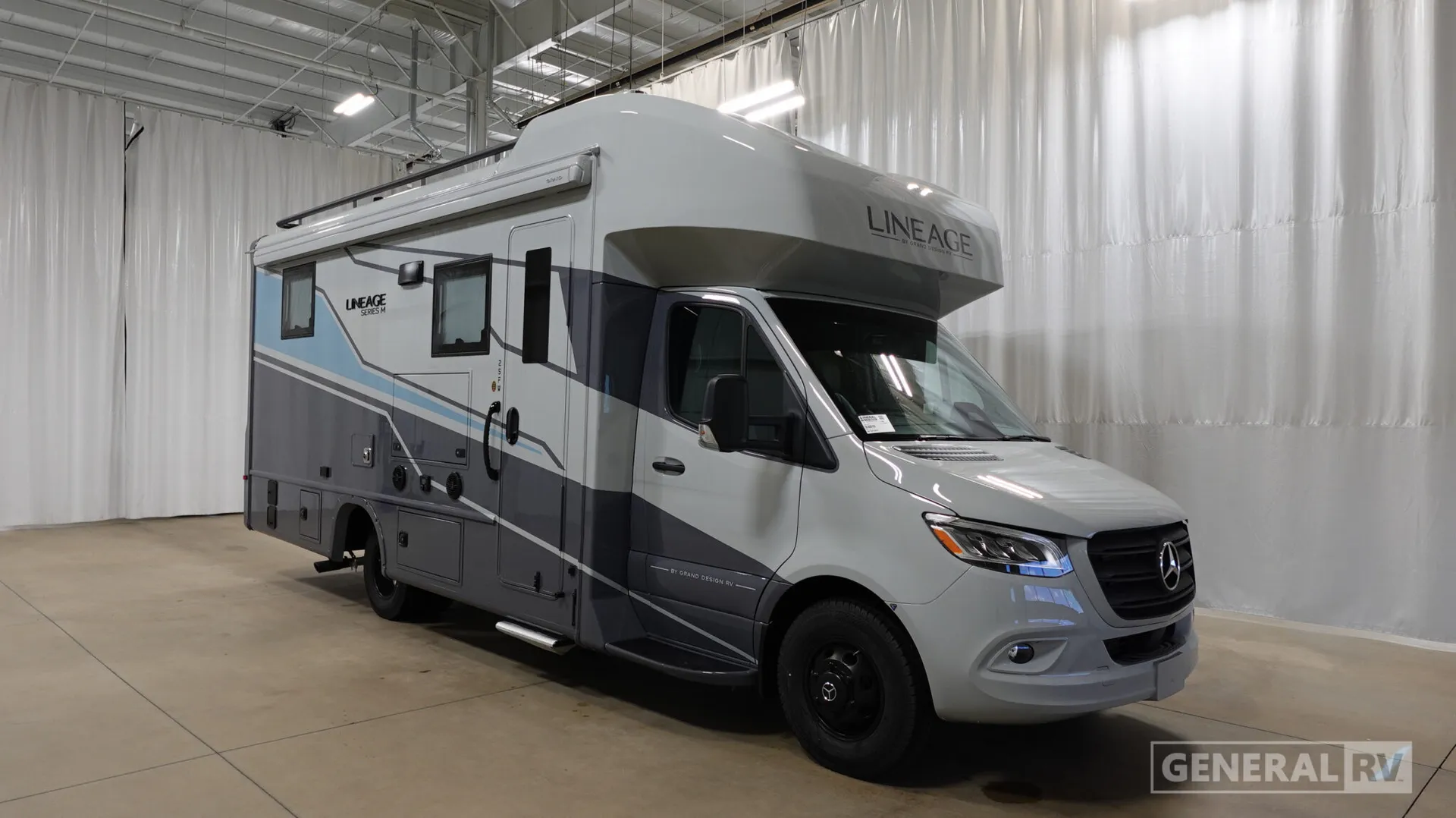 2026 Grand Design Lineage Series M 25FW - Photo 2