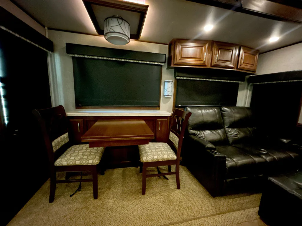 2020 Jayco Pinnacle 36FBTS, Photos photo 20