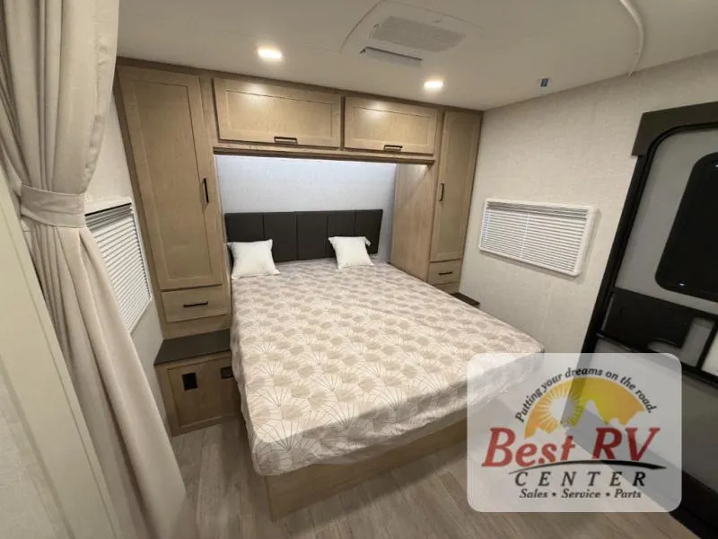 2027 Ember RV Touring Edition 2200ETL - Photo 4