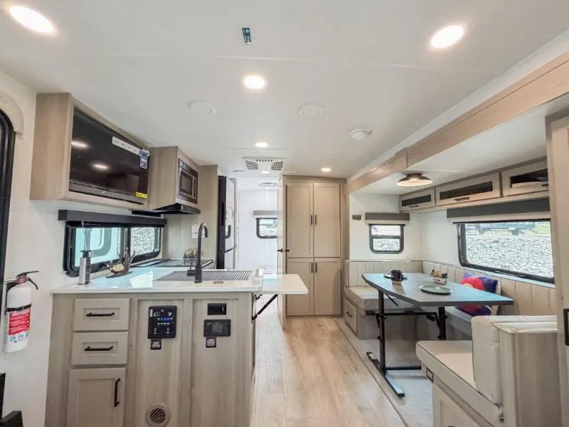 2026 Forest River Rockwood Mini Lite 2214S - Photo 4