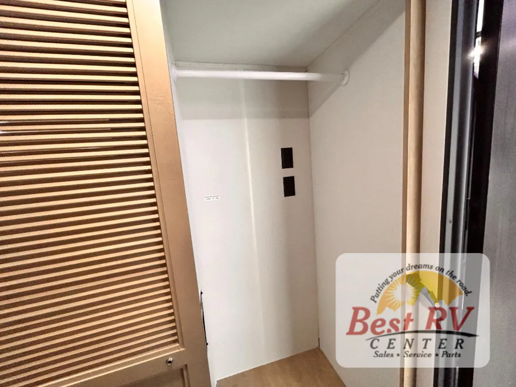 2027 Forest River Cherokee Timberwolf 39DC, Photos photo 100