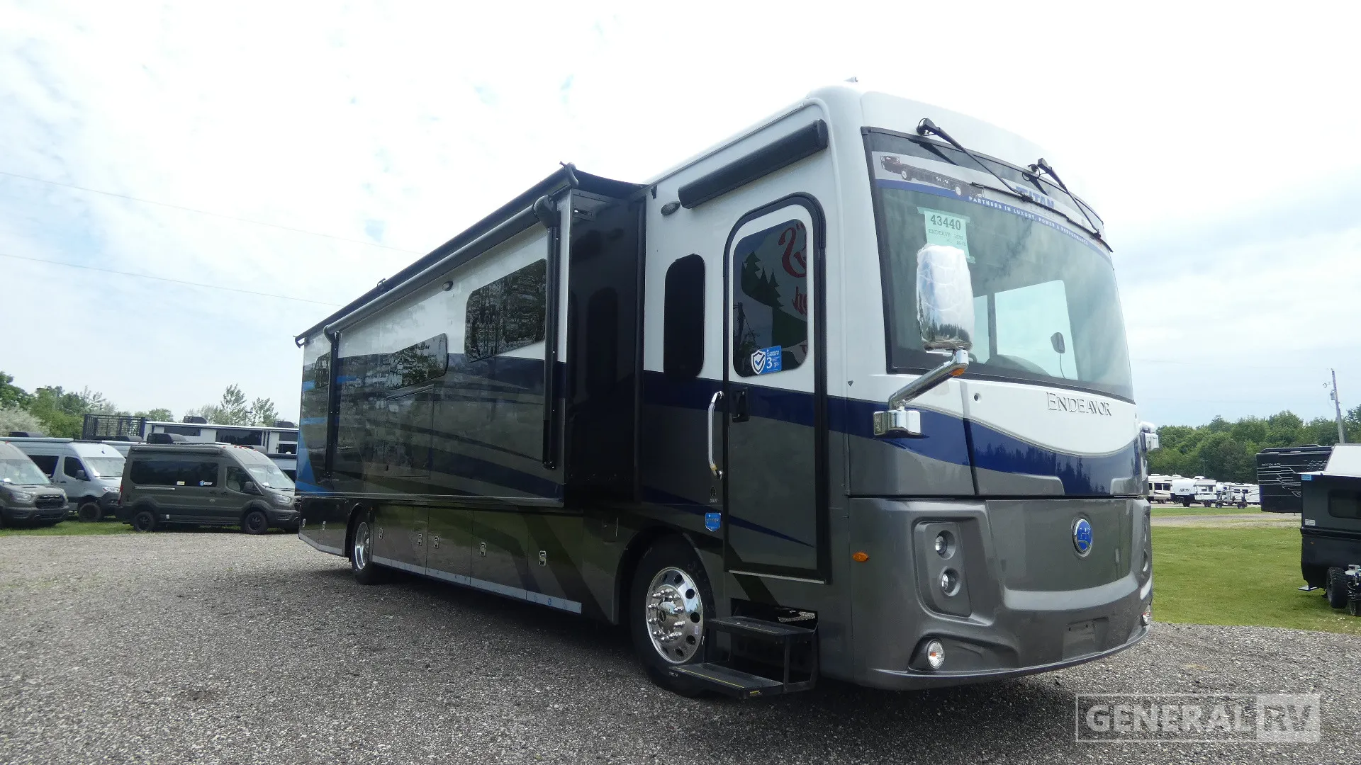 2026 Holiday Rambler Endeavor 38W - Photo 2