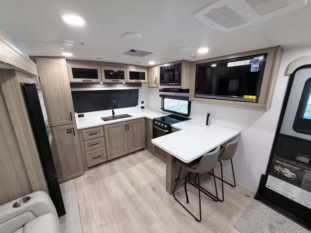 2027 Forest River Rockwood Mini Lite 2523MBR, Photos photo 7