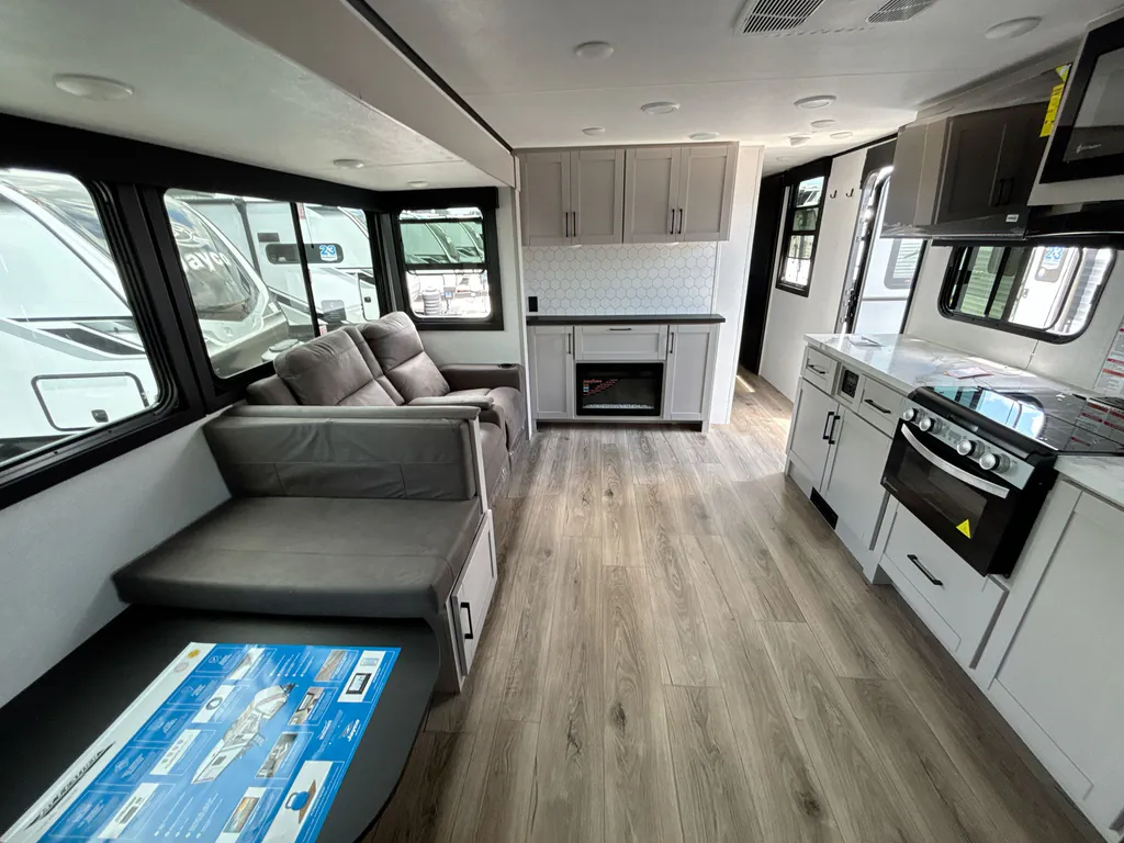 2026 Jayco Jay Feather 29QBH, Photos photo 3