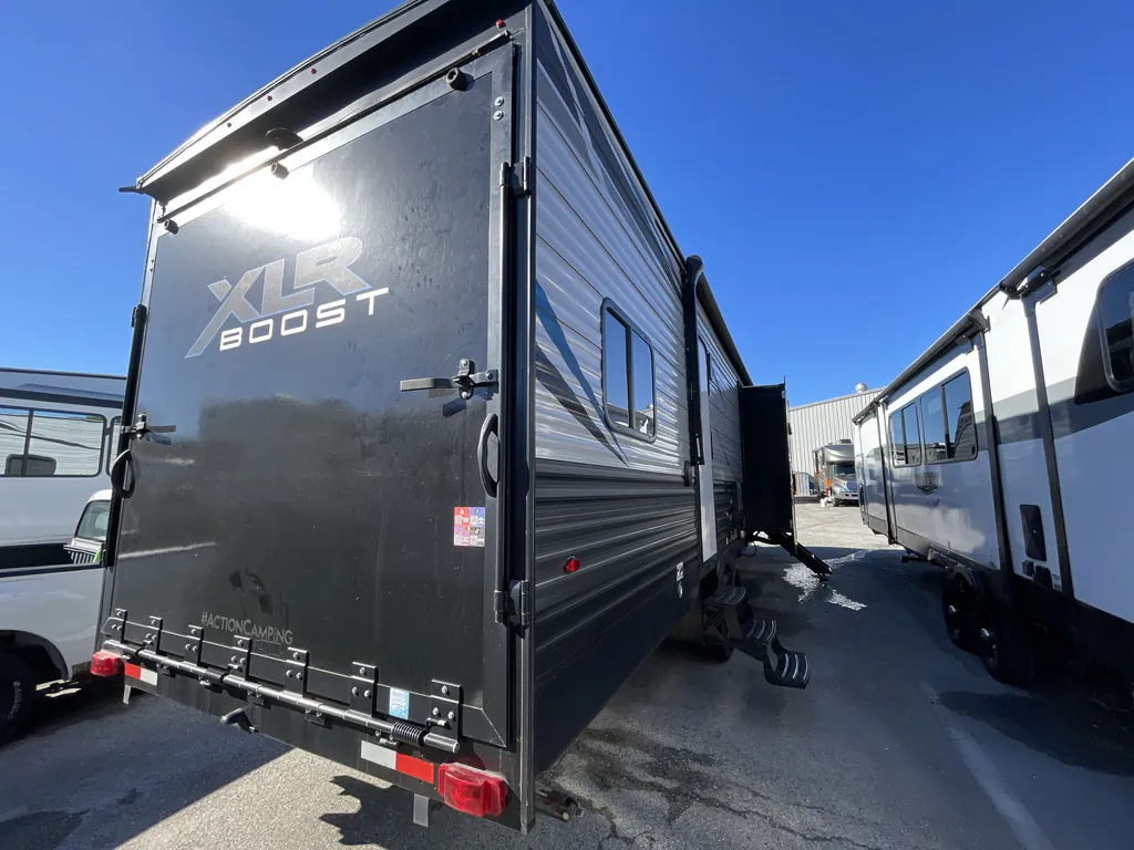 2022 Forest River XLR Boost 31QB, Photos photo 7