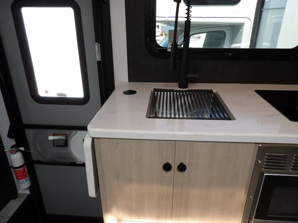 2024 Forest River Sunseeker 2400B, Photos photo 17