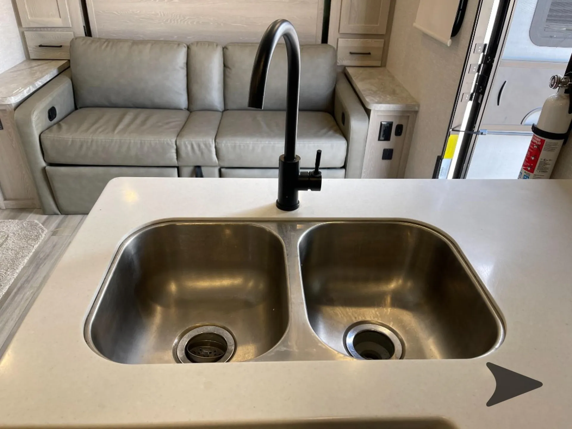 2022 Forest River Rockwood Mini Lite 2509S - Photo 3