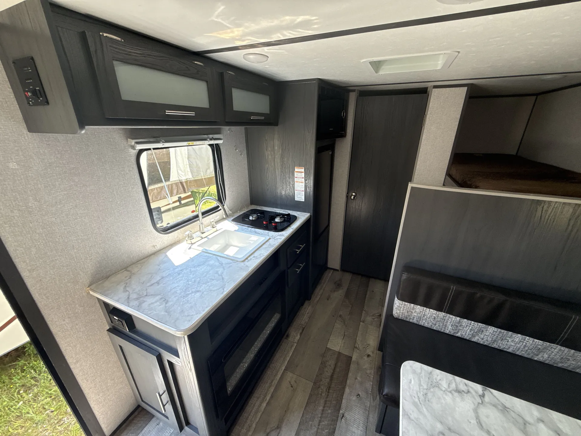 2021 Dutchmen Aspen Trail 1900RB — living area main
