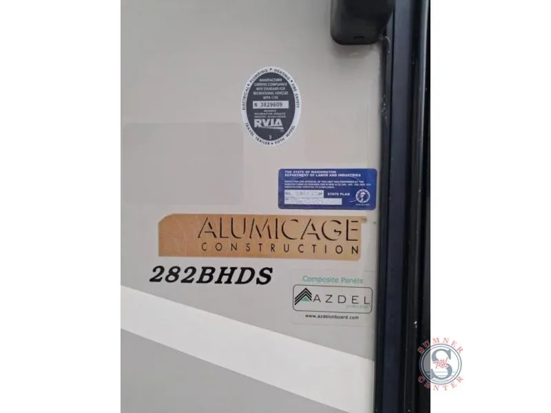 2016 Coachmen Freedom Express Liberty Edition 282 BHDS - Photo 4