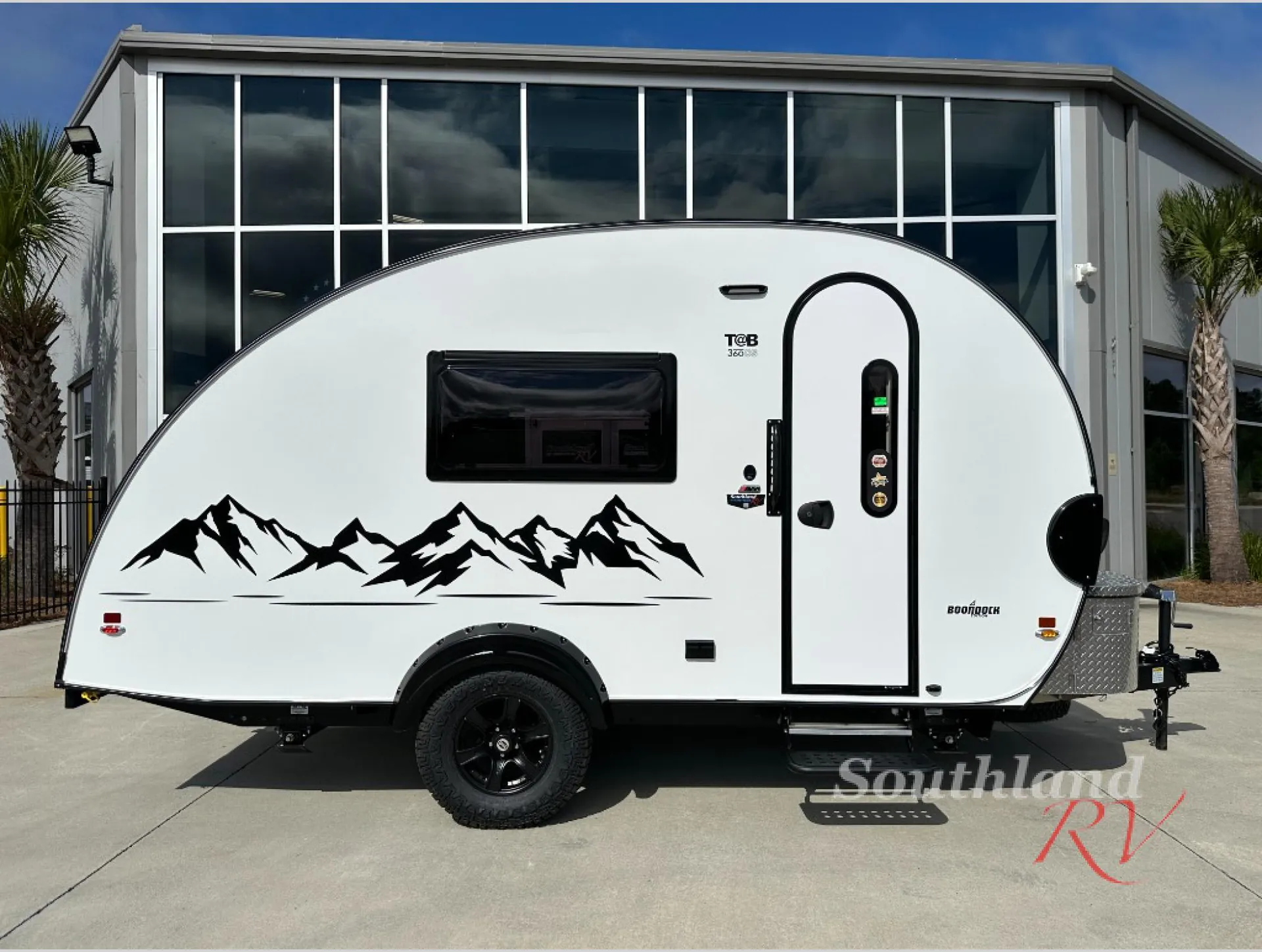 2026 nuCamp RV TAB 360 CS BOONDOCK - Photo 3