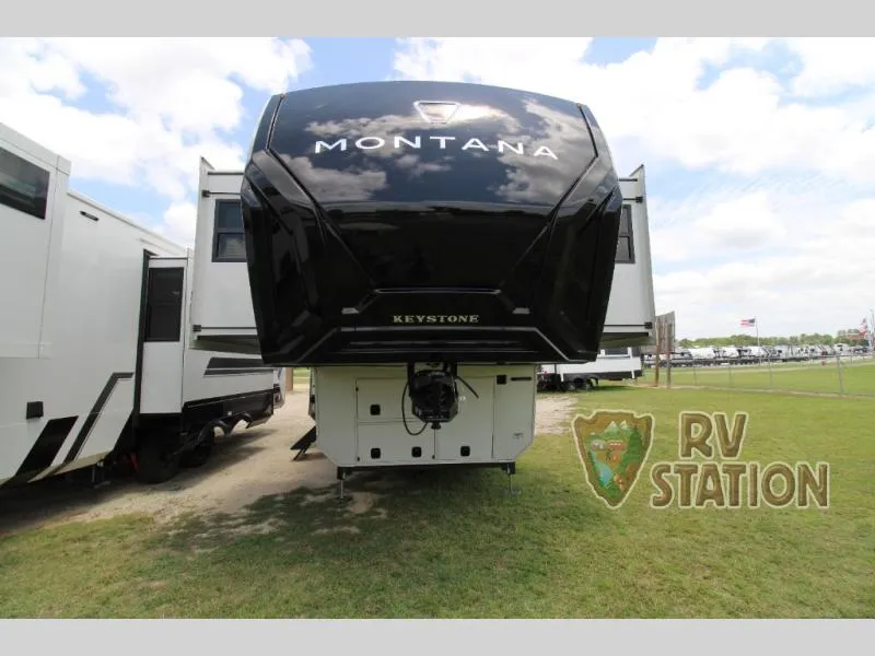 2026 Keystone Montana 3800FL - Photo 3