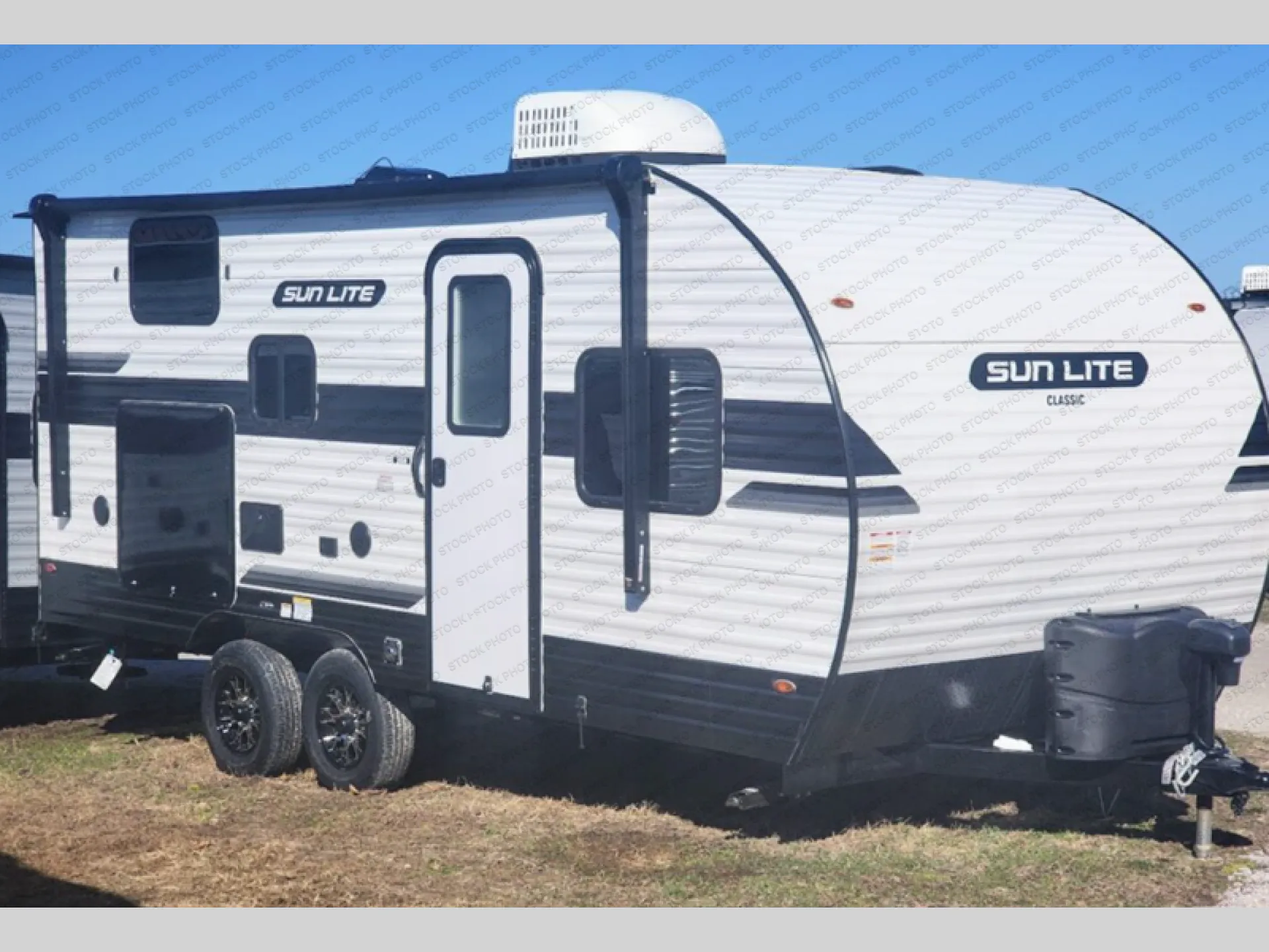 2023 Sunset Park RV Sun Lite 21QB - Main photo