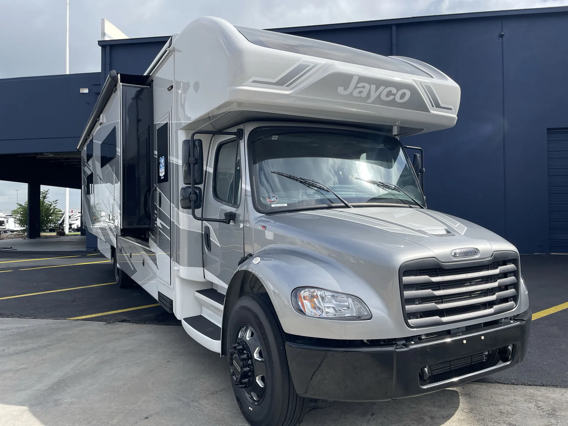 2027 Jayco Seneca Prestige 37L dealer photo 1 from Camping World