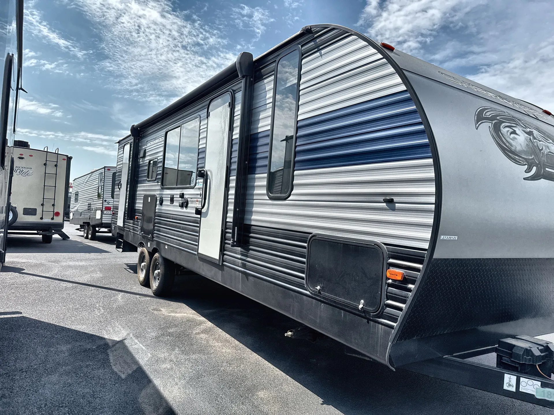 2021 Forest River Cherokee 274BRB — campside
