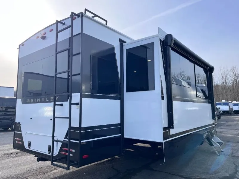 2026 Brinkley Model Z AIR 297 - Photo 3