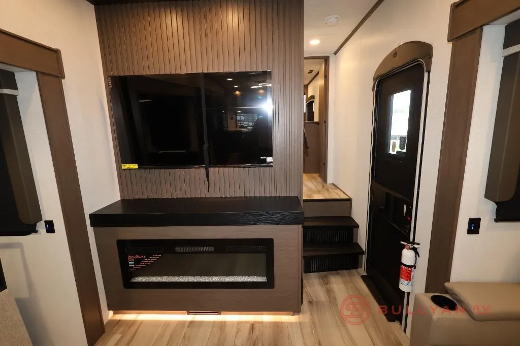 2027 Keystone Cougar 350LLK - Photo 3