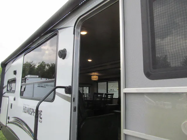 2018 Forest River Salem Hemisphere Lite 282RK, Photos photo 10
