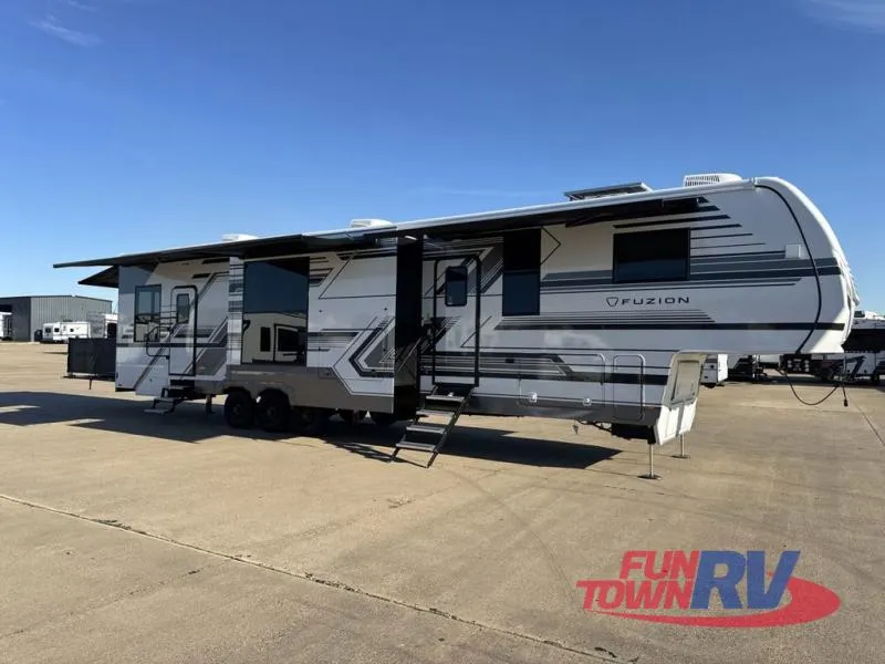 2026 Keystone RV Fuzion New    442 - Photo 2