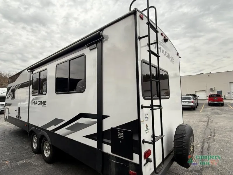 2022 Grand Design Imagine 2670MK - Photo 4