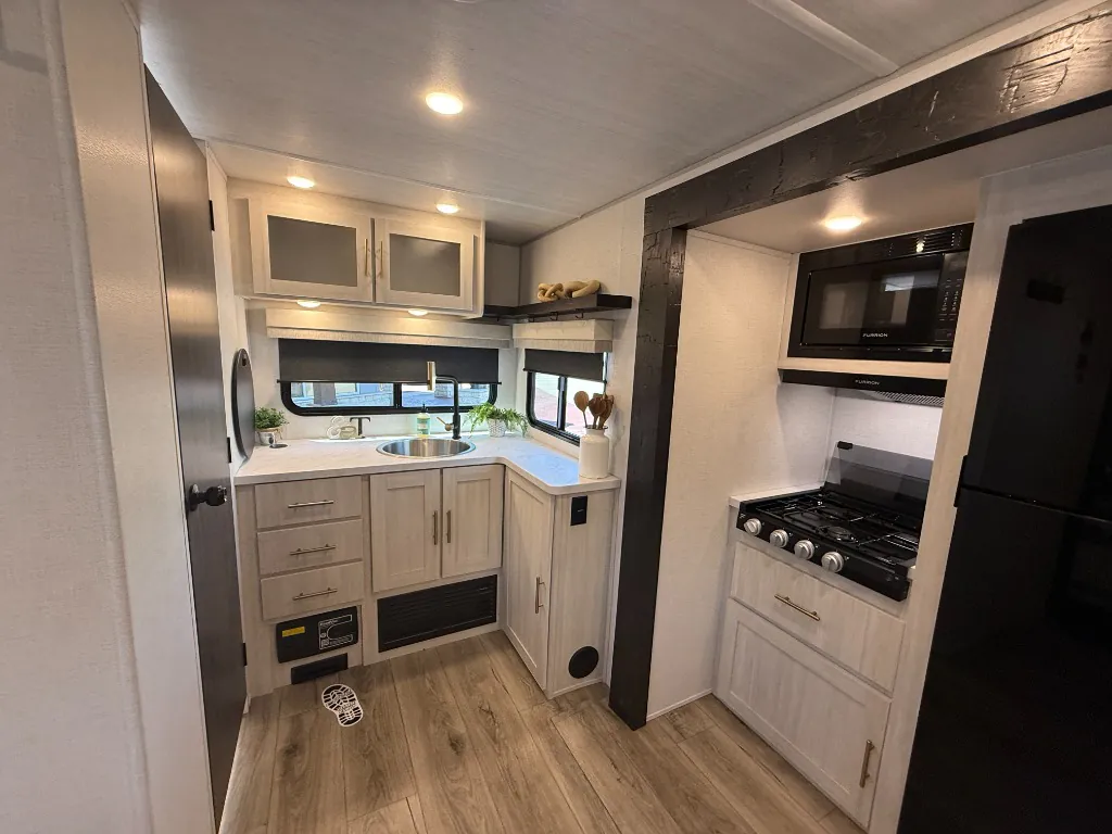 2027 Forest River R-Pod Un-Mapped 23MK, Photos photo 11