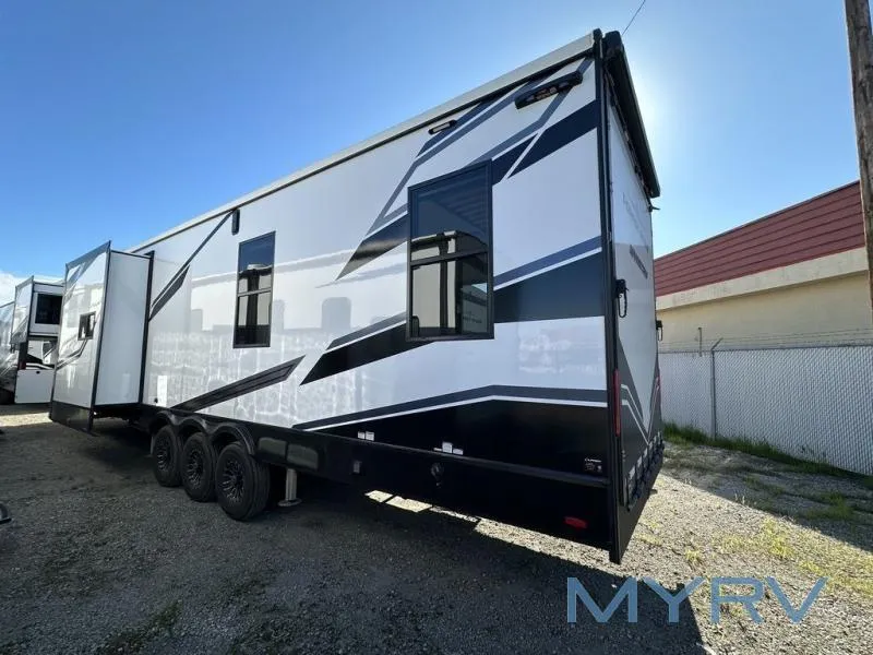 2026 Forest River Shockwave 4017GX - Photo 4