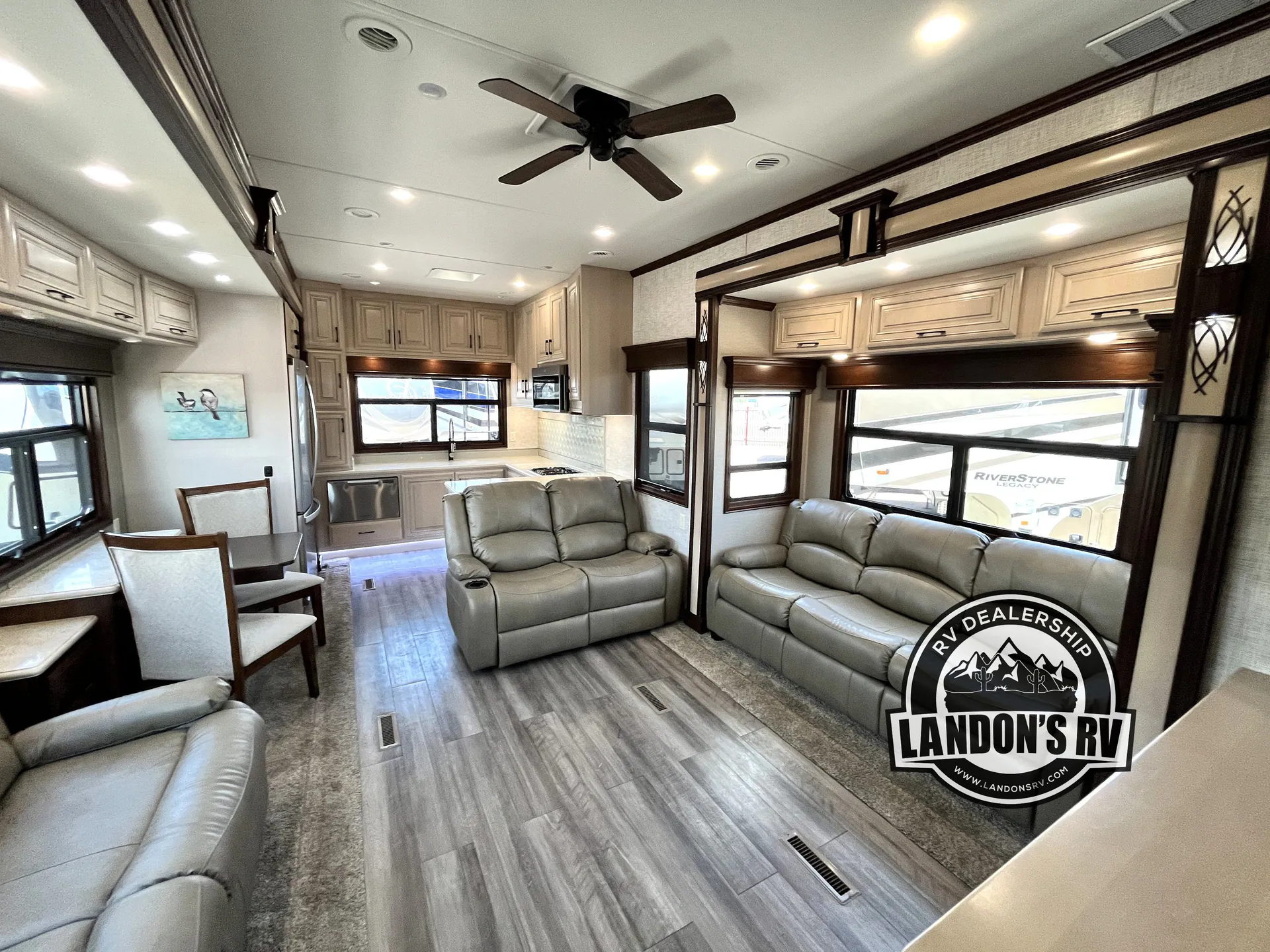 2020 DRV Mobile Suites 41RKSB4 - Photo 2