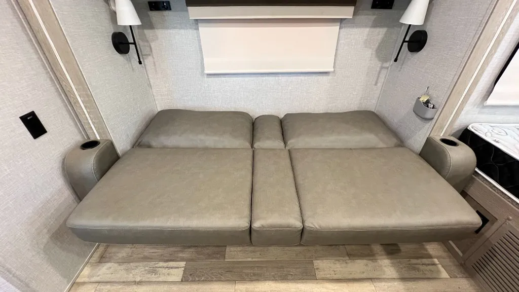 2022 Forest River Rockwood Geo Pro 19FBS — Photo 6