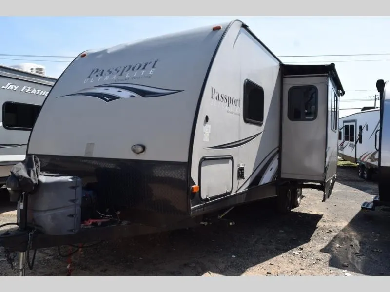 2016 Keystone Passport 2400BH - Photo 2