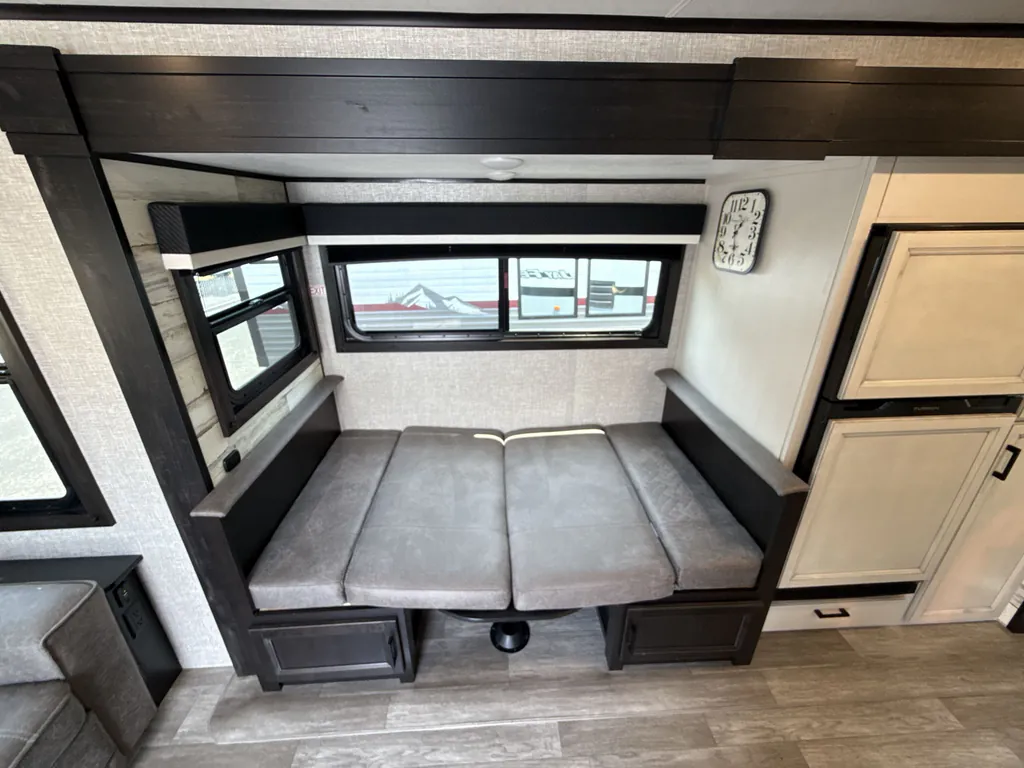 2022 Jayco Jay Feather 26RL, Photos photo 13