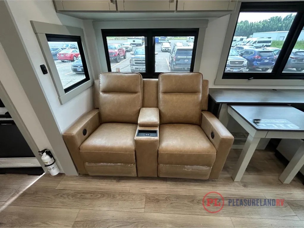 2026 Brinkley Model Z 3420, Photos photo 9