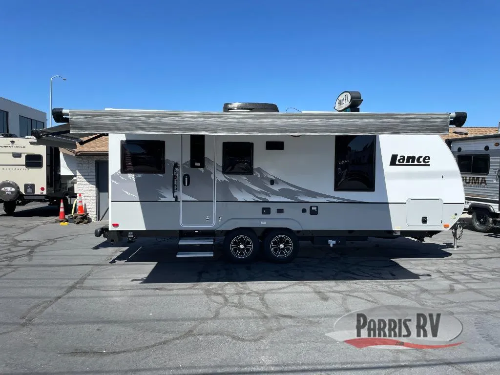 2027 Lance Lance Travel Trailers New    2075 - Photo 3