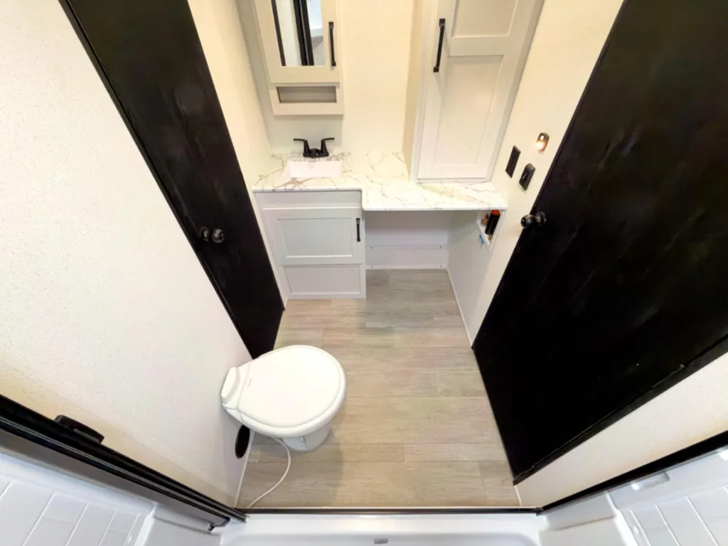 2026 Forest River Solaire 3150TBSS, Photos photo 29