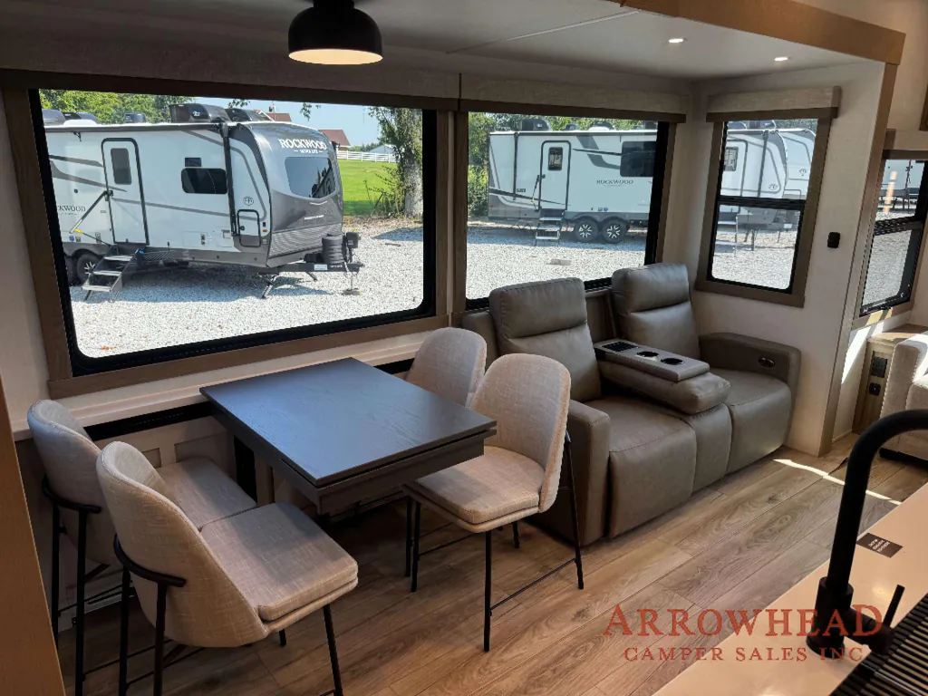 2027 Forest River Rockwood Signature 401SFB, Photos photo 22