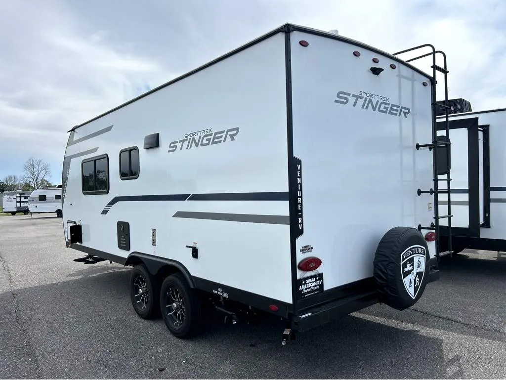 2026 Venture RV SportTrek Stinger STS192VRB - Photo 4