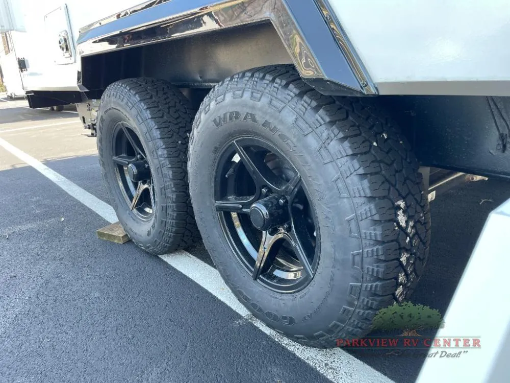 2026 Winnebago Micro Minnie 2108FBS - Photo 3