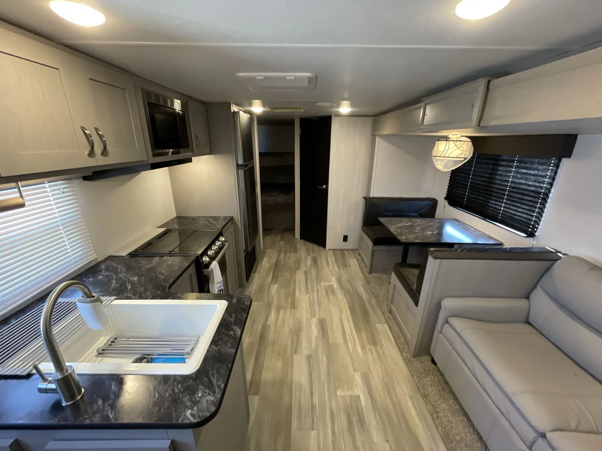2021 Prime Time Tracer LE 260BHSLE - Photo 3