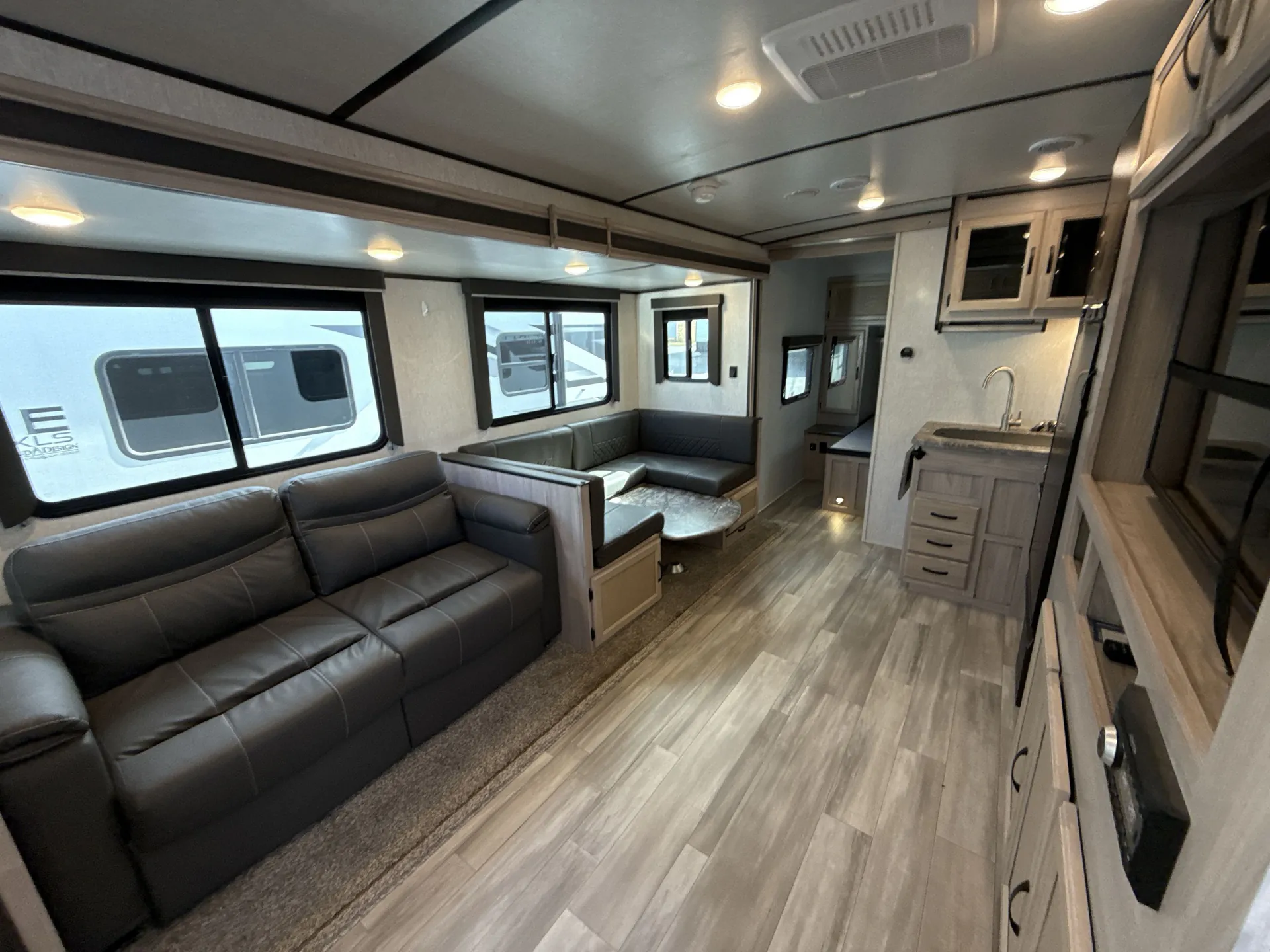2021 Coachmen Northern Spirit Ultra Lite 2557RB — living area main