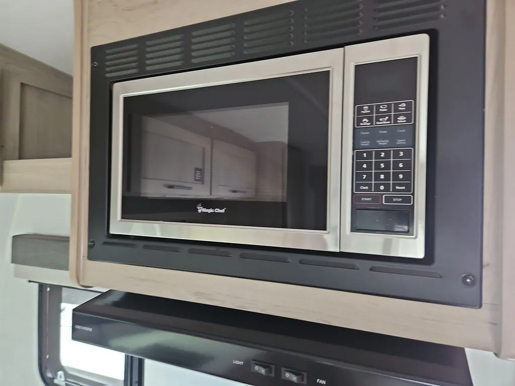 2026 Forest River Rockwood Mini Lite 2506FK - Photo 4