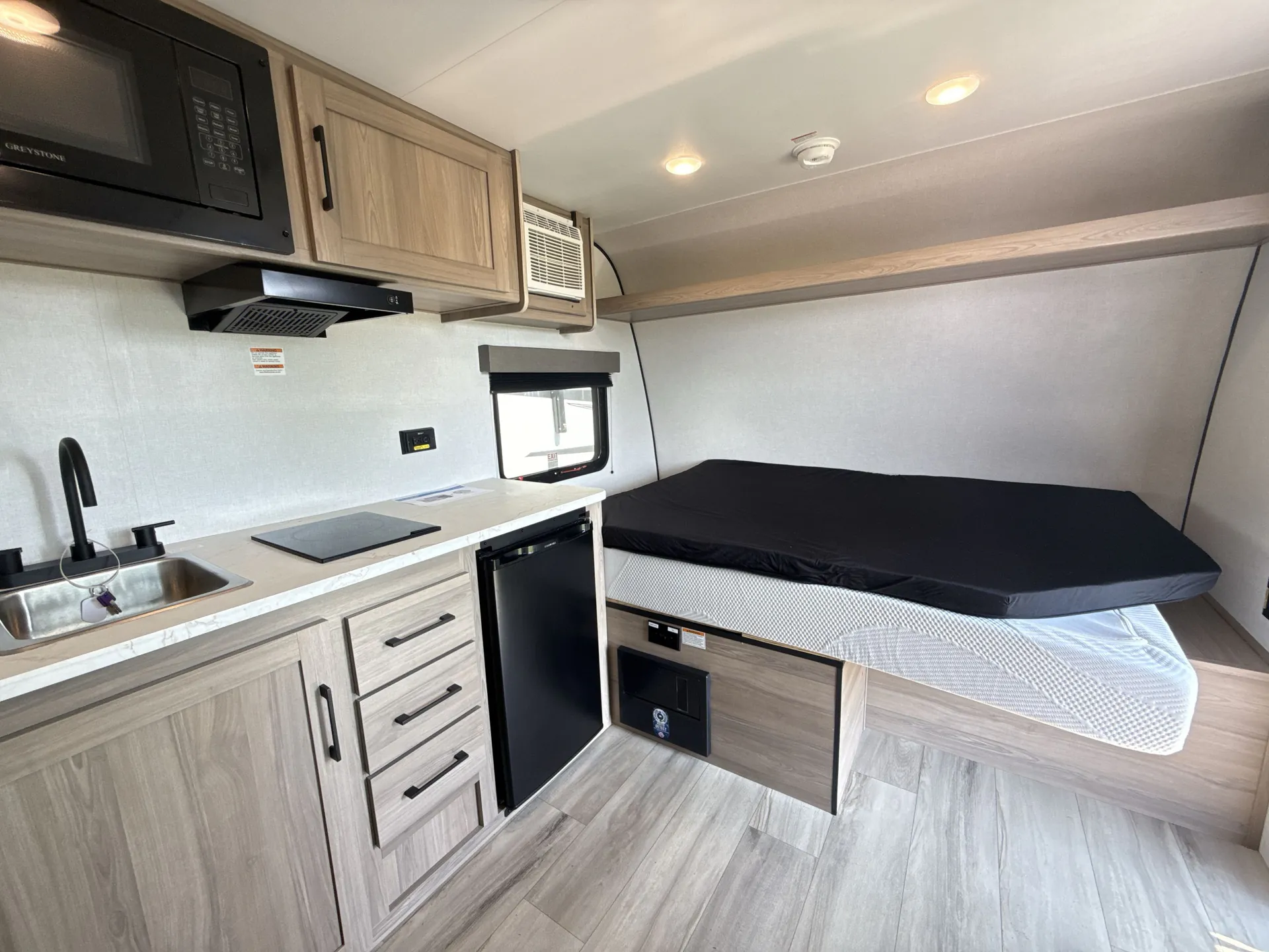 2026 Keystone Coleman 13R — living area main