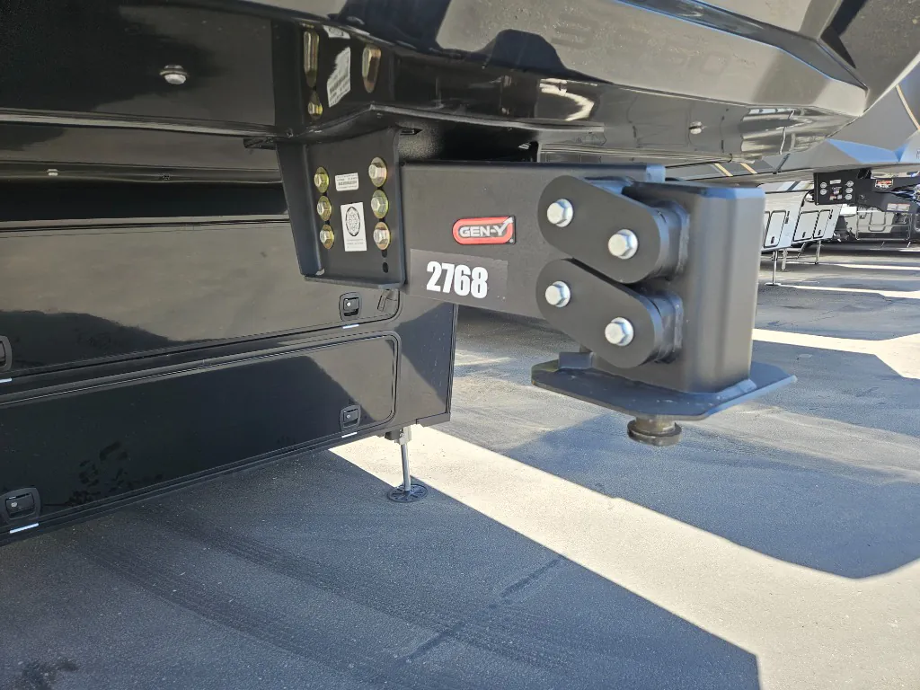 2026 Brinkley Model G 3950, Exterior photo 7